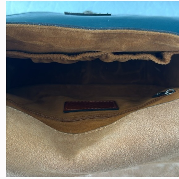 Patricia Nash ILINA Leather Tooled Flap Handbag - Picture 7 of 8